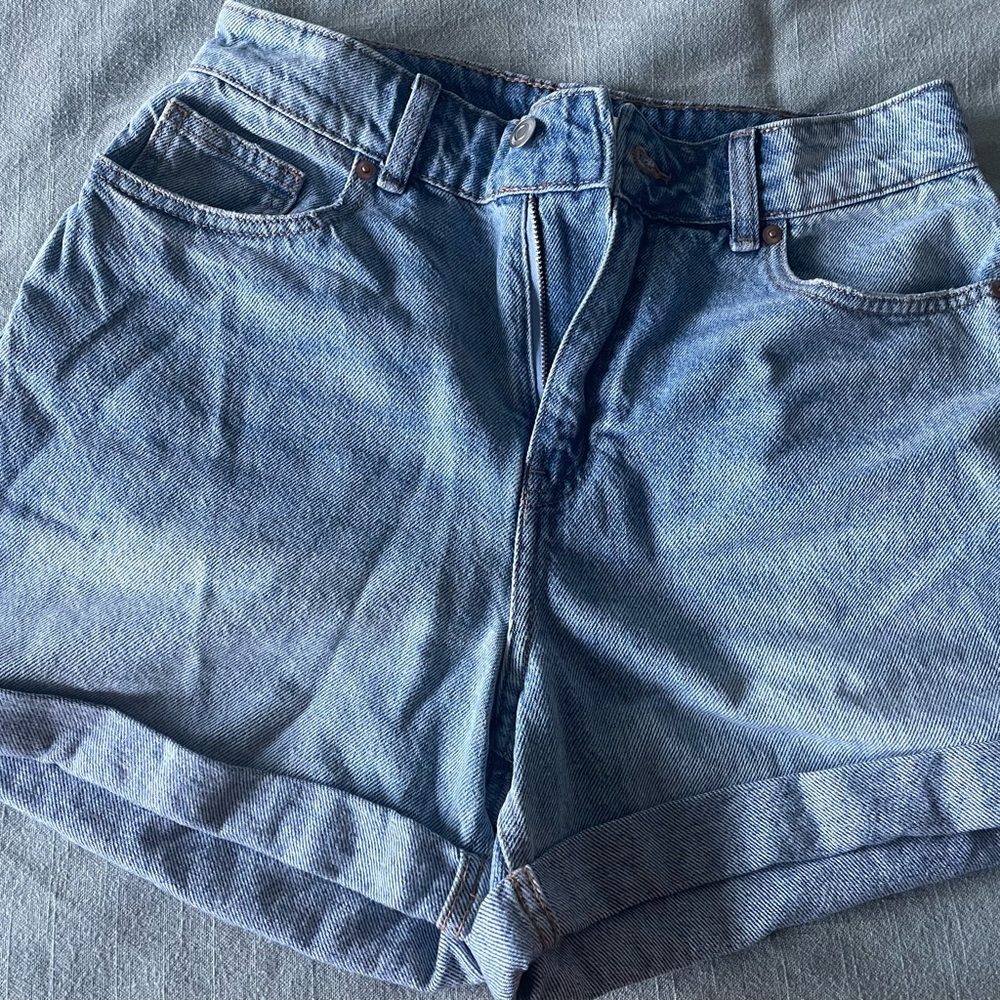 H&M high waist mom shorts NWOT